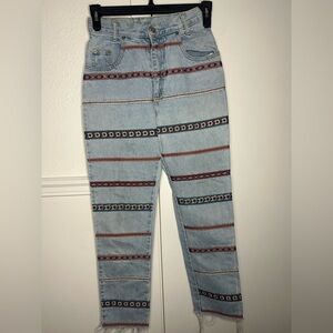 Nada Nuff Women's Patterned Ankle Jeans Light Blue size 9